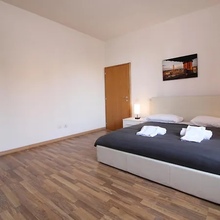 The House Outside The Walls Апартаменты *